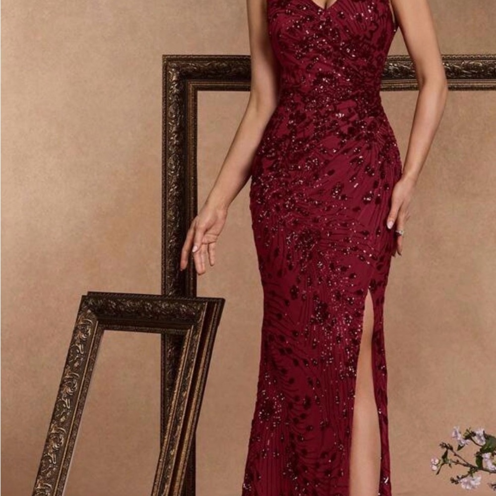 Elegant Wine Red Beaded Prom Dress